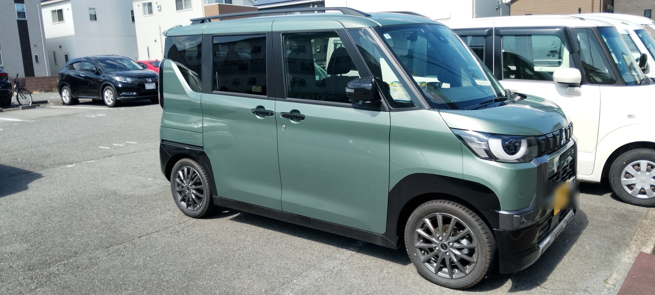 カーキﾃﾞﾘｶﾐﾆ